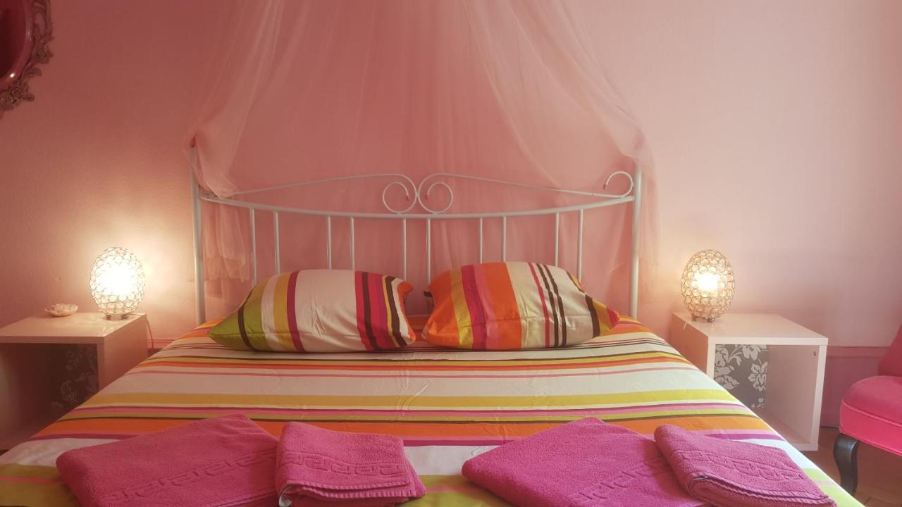 B&B La Vie En Rose Basilej Exteriér fotografie